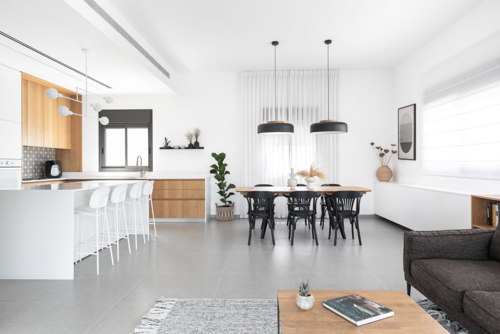 תקרה גבוהה בדירת קבלן